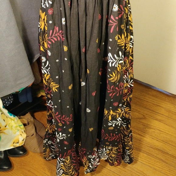 Twenty One Dress - Picture 2 of 8